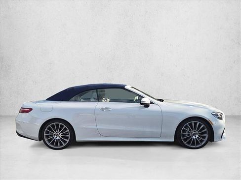 Used 2023 Mercedes-Benz E 450 Cabriolet image 4