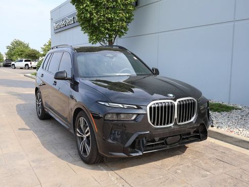 Used 2026 BMW X7 xDrive40i w/ Executive Package AWD/4WD image 1