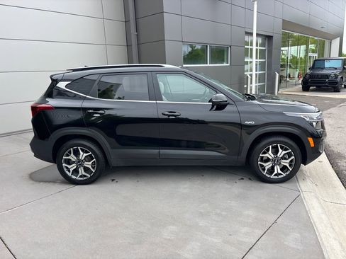 Used 2021 Kia Seltos EX AWD/4WD image 4