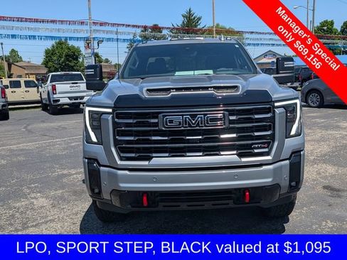 Used 2026 GMC Sierra 2500 AT4 w/ Technology Package AWD/4WD image 2