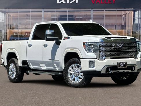 Used 2020 GMC Sierra 2500 Denali w/ Denali Ultimate Package AWD/4WD image 2