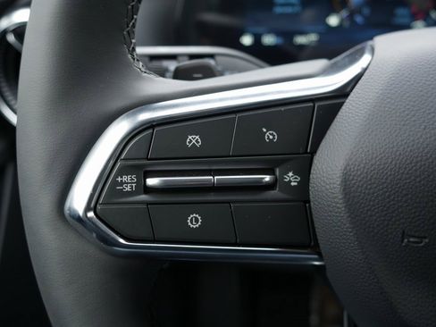 New 2026 Chevrolet Equinox LT image 13