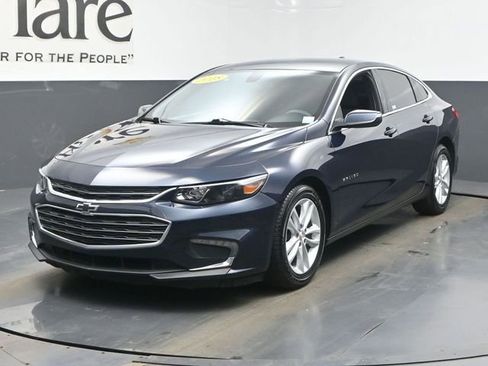 Used 2018 Chevrolet Malibu LT FWD image 7