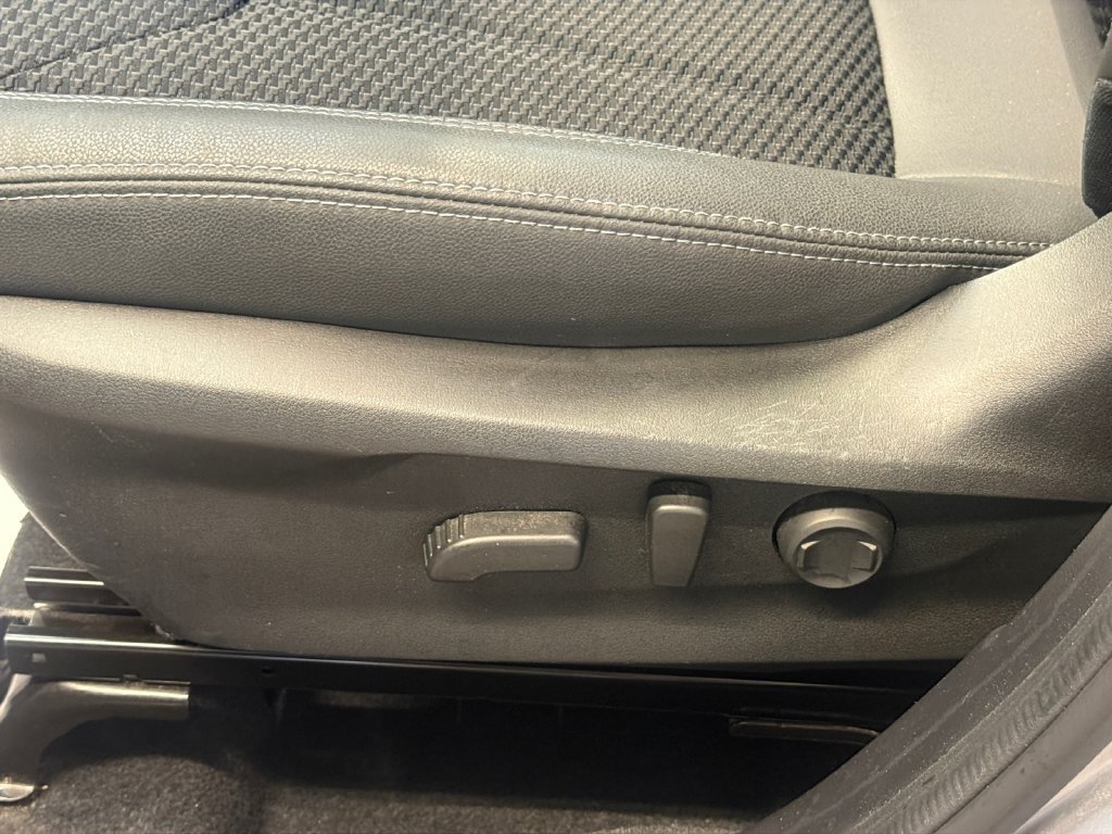 Used 2021 Subaru Forester Premium AWD/4WD image 16