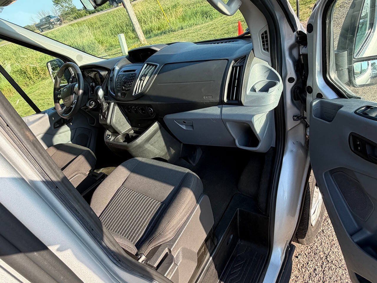 Used 2018 Ford Transit 350 XLT RWD image 10