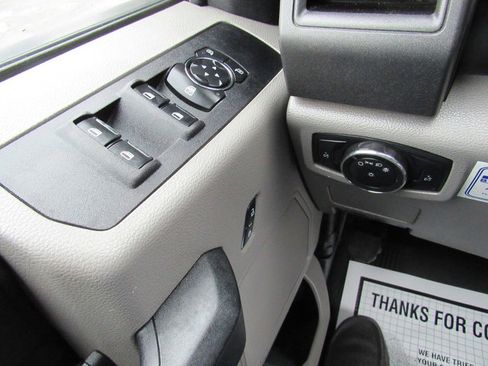 Used 2017 Ford F450 XL w/ Power Equipment Group AWD/4WD image 48