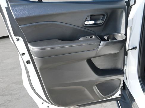 Used 2023 Honda Ridgeline RTL-E image 12