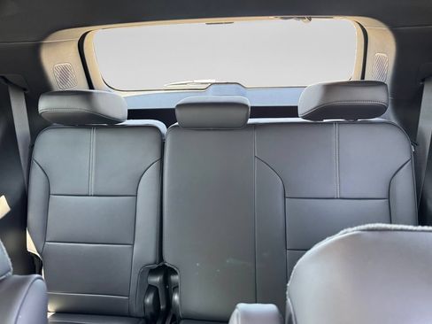 New 2026 GMC Acadia Elevation w/ Black Edition FWD image 16