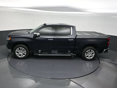 Used 2022 Chevrolet Silverado 1500 LTZ RWD image 17