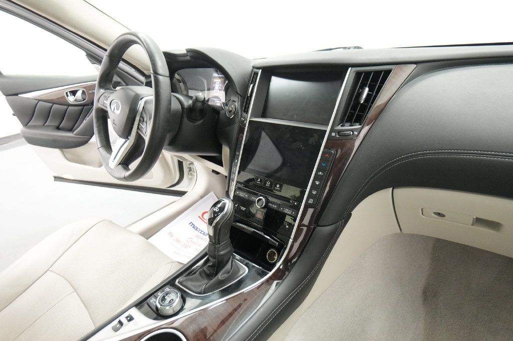Used 2018 INFINITI Q50 Luxe w/ All Weather Package (L93) AWD/4WD image 26