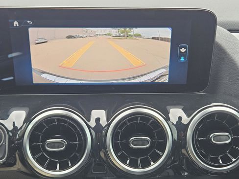 Used 2026 Mercedes-Benz GLA 250 image 10