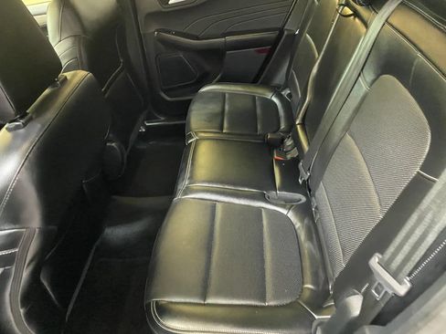 Used 2022 Ford Escape SEL AWD/4WD image 23