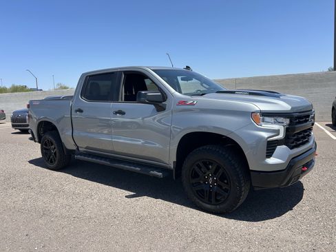 Used 2023 Chevrolet Silverado 1500 LT Trail Boss AWD/4WD image 7