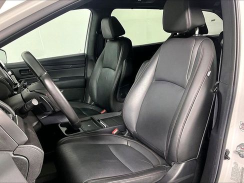 Used 2025 Honda Odyssey Sport-L image 25