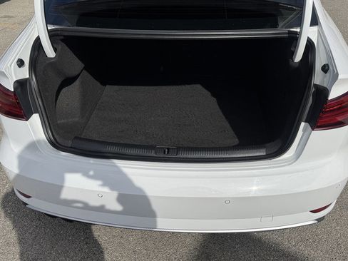 Used 2018 Audi A3 2.0T Premium image 11