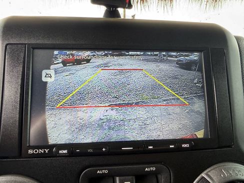 Used 2013 Jeep Wrangler Unlimited Sport AWD/4WD image 13