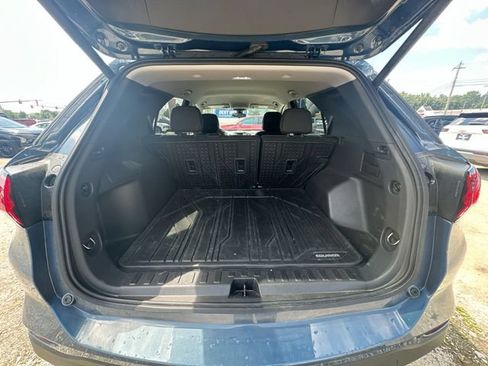 Used 2024 Chevrolet Equinox LT w/ LPO, Floor Liner Package FWD image 29