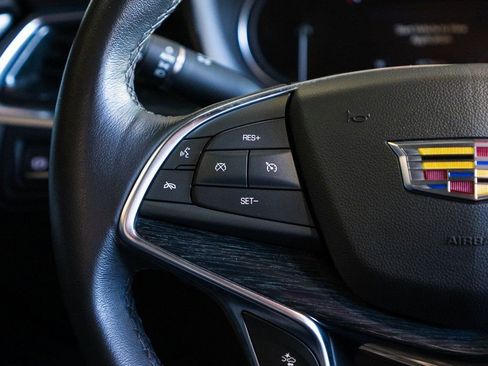 Used 2023 Cadillac XT5 Premium Luxury image 29