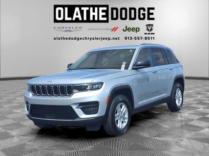 Used 2023 Jeep Grand Cherokee Laredo