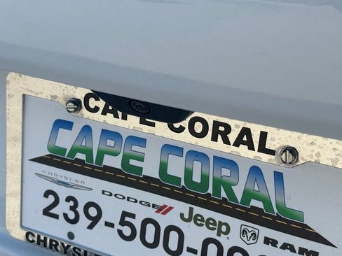 Certified 2025 Jeep Grand Cherokee Limited image 36