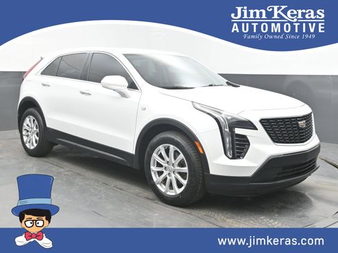 Used 2019 Cadillac XT4 Luxury FWD image 1