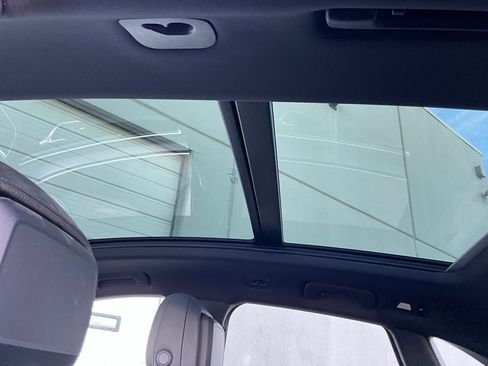 Used 2017 Porsche Macan S image 20