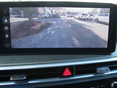 Certified 2024 Kia Sorento SX Prestige image 63