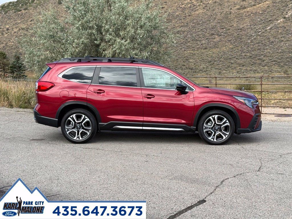 Used 2024 Subaru Ascent Limited w/ Technology Package AWD/4WD image 6