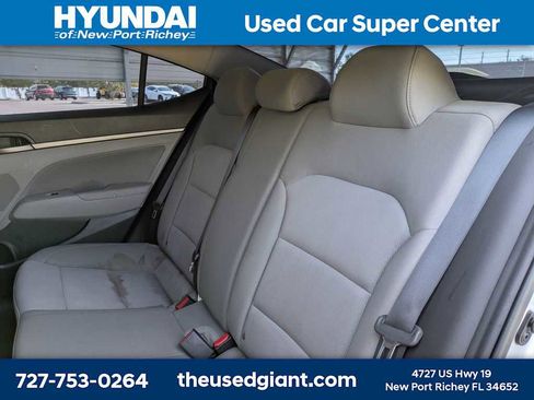 Used 2018 Hyundai Elantra Value Edition FWD image 13