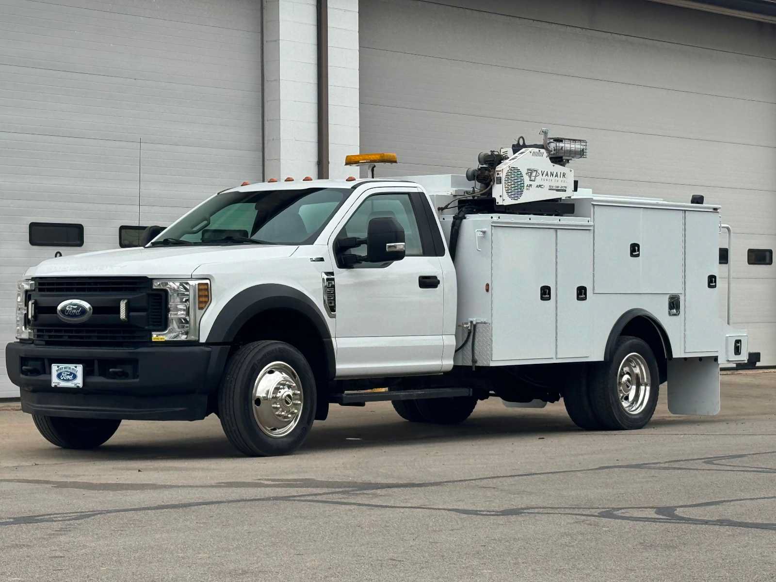 Used 2019 Ford F550 4x4 Regular Cab Super Duty image 1