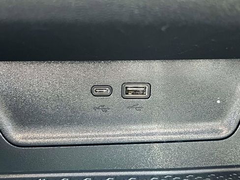 Used 2026 Chevrolet Equinox LT AWD/4WD image 30