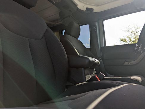 Used 2017 Jeep Wrangler Unlimited Sport w/ Quick Order Package 24S image 18