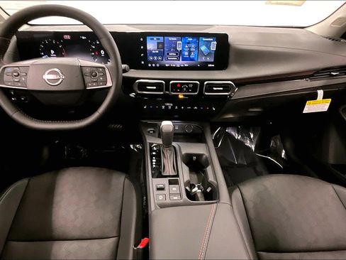 New 2026 Nissan Sentra SR w/ SR Premium Package FWD image 6