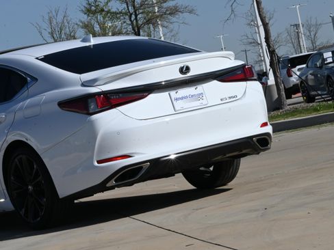 Used 2022 Lexus ES 350 F Sport image 6