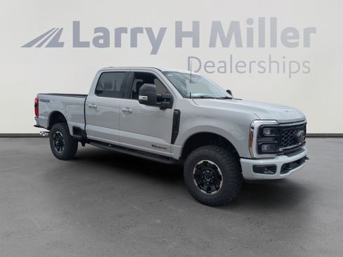 New 2026 Ford F250 Lariat image 7