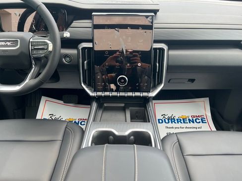New 2026 GMC Acadia Elevation w/ Elevation Premium Package FWD image 11