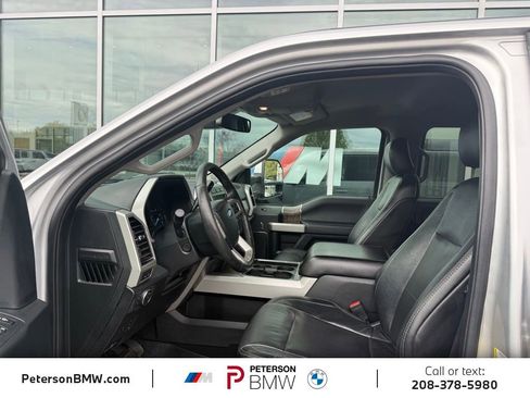 Used 2019 Ford F250 Lariat w/ Lariat Ultimate Package AWD/4WD image 12