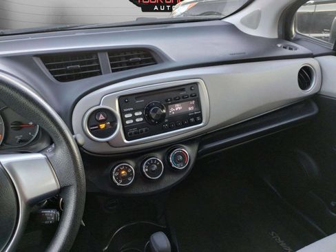 Used 2014 Toyota Yaris LE image 27