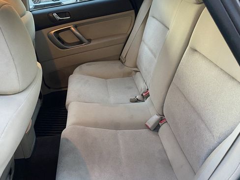 Used 2009 Subaru Outback 2.5i image 11