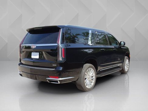 Certified 2024 Cadillac Escalade ESV Premium Luxury AWD/4WD image 5
