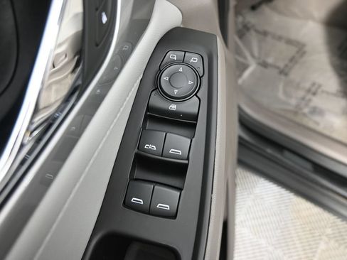 Used 2019 Chevrolet Traverse LT AWD/4WD image 20