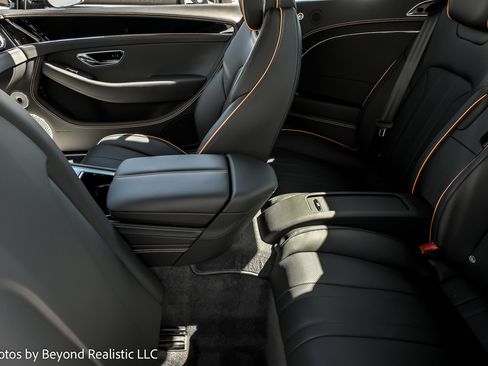 New 2025 Bentley Continental GTC image 33