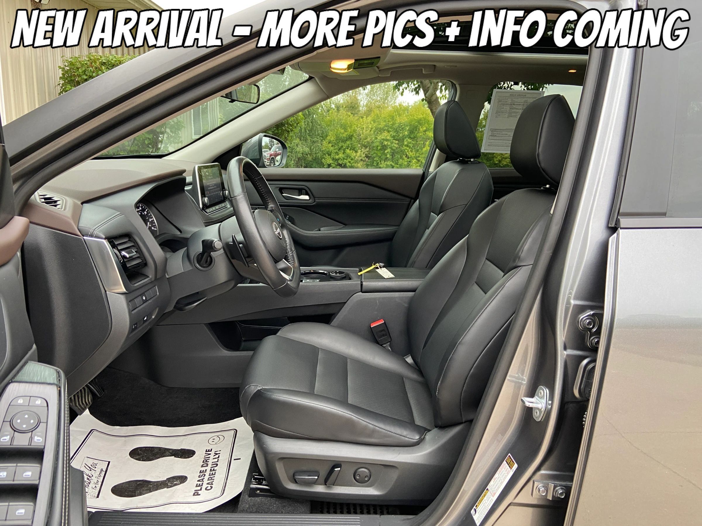Used 2022 Nissan Rogue SV w/ SV Premium Package AWD/4WD image 3