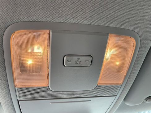 Used 2025 Kia Soul LX w/ LX Technology Package image 23