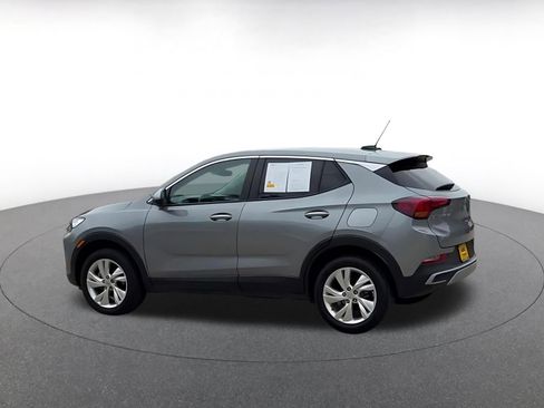 Used 2025 Buick Encore GX Preferred AWD/4WD image 10
