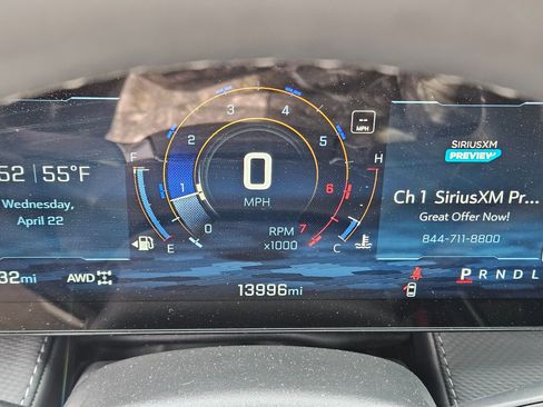 Used 2026 Chevrolet Equinox LT AWD/4WD image 24