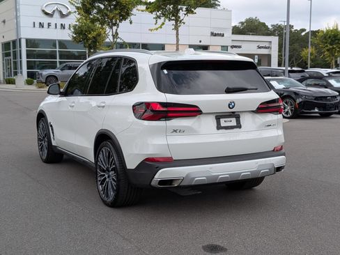 Used 2024 BMW X5 sDrive40i w/ Parking Assistance Package RWD image 5