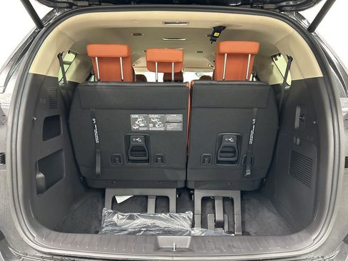 New 2026 Kia Carnival EX image 29