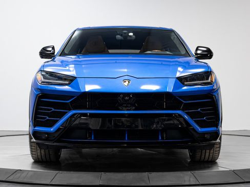 Used 2019 Lamborghini Urus image 45
