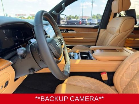 Used 2024 Jeep Grand Wagoneer Series III w/ Rear Seat Video Group 1 AWD/4WD image 11